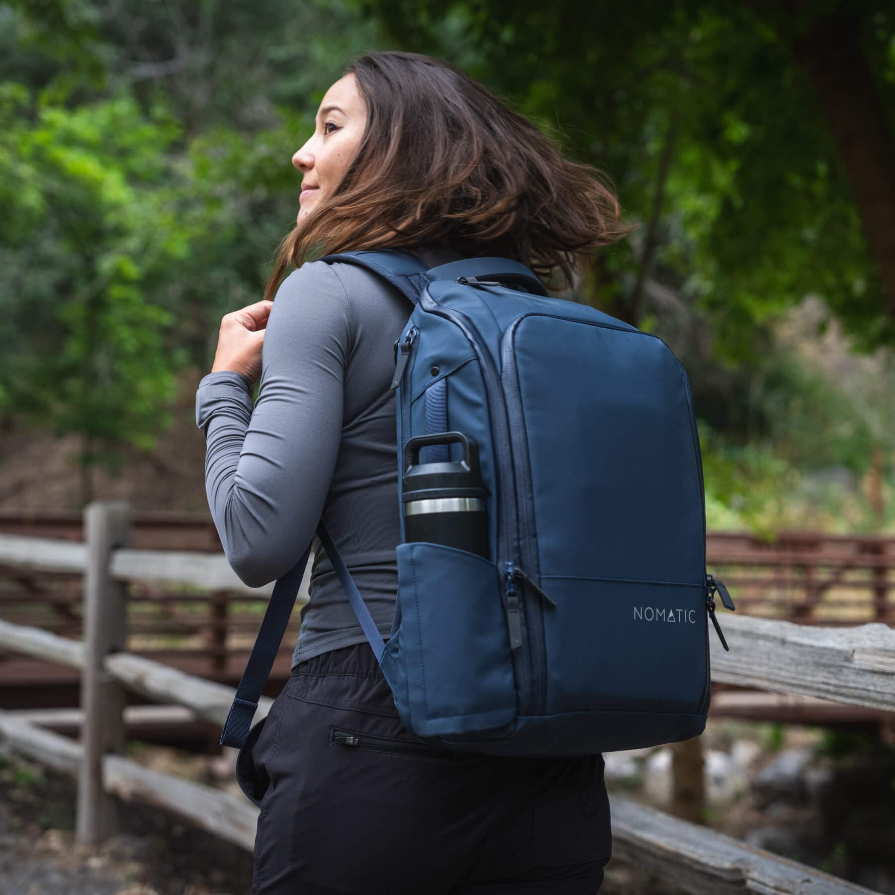 Nomatic backpack outlet discount