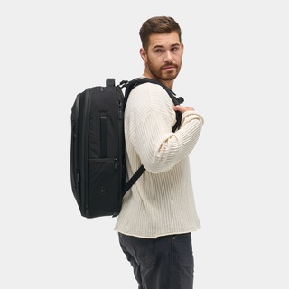 Navigator Travel Backpack 32L - Lost and Found