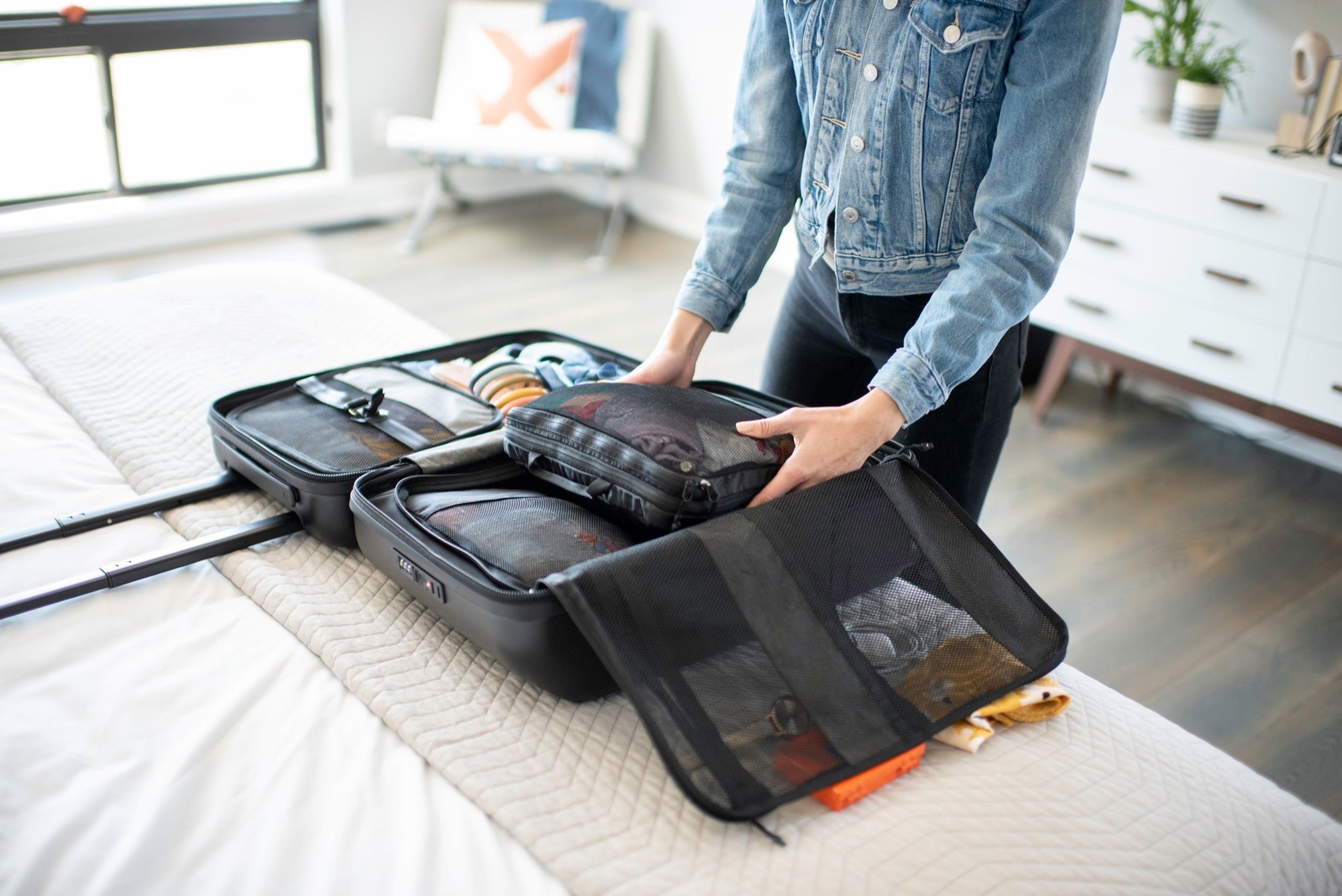 The Nomatic Carry On Pro NOMATIC
