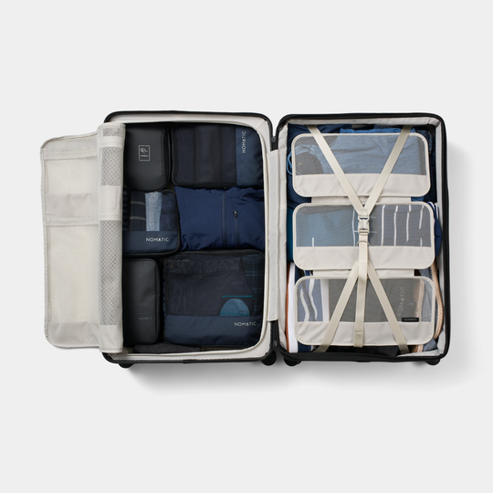 Inside view of the Method Luggage Check-In with packing cubes 
#color_navy